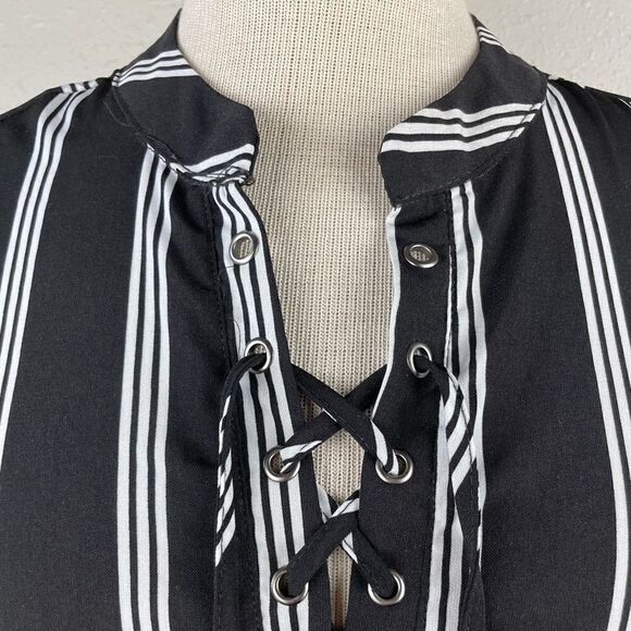 Rue 21 Black and White Striped Dress Size M EUC - Picture 3 of 7